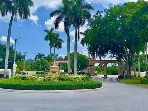 12078 NW 11th Street Pembroke Pines FL 33026