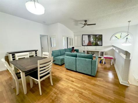 12078 NW 11th Street Pembroke Pines FL 33026