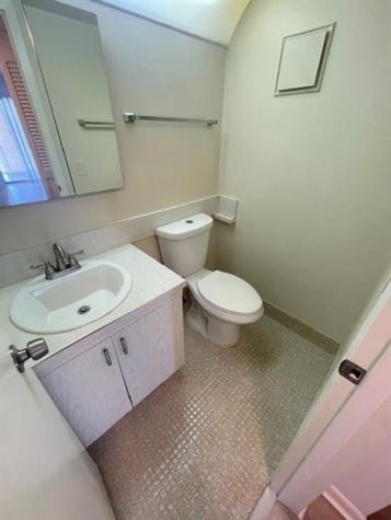 2075 E Cornwall D Boca Raton FL 33434