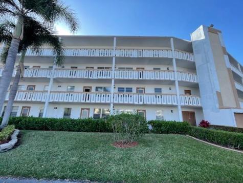 2075 E Cornwall D Boca Raton FL 33434