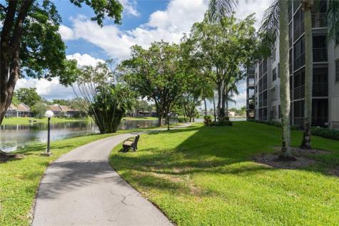 1101 Colony Point Circle Pembroke Pines FL 33026