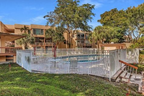 8380 Lagos De Campo Boulevard Tamarac FL 33321