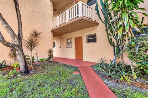8380 Lagos De Campo Boulevard Tamarac FL 33321