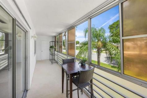 415 Us Highway 1 North Palm Beach FL 33408