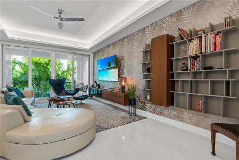 244 Garden Court Lauderdale By The Sea FL 33308