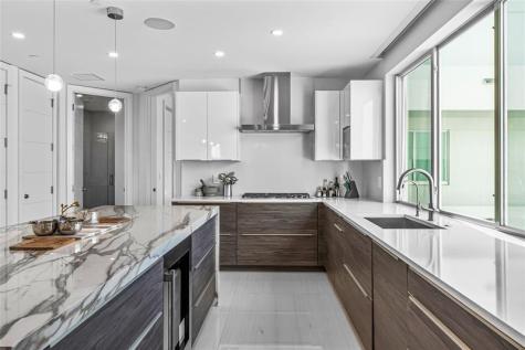 244 Garden Court Lauderdale By The Sea FL 33308