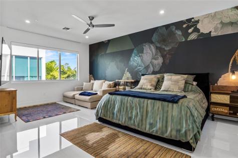 244 Garden Court Lauderdale By The Sea FL 33308