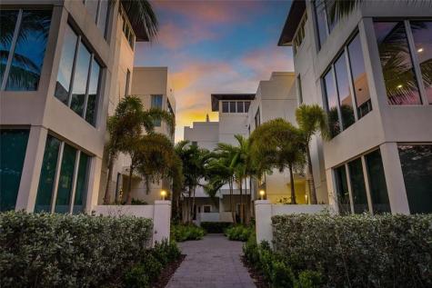 244 Garden Court Lauderdale By The Sea FL 33308