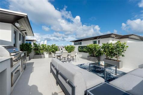 244 Garden Court Lauderdale By The Sea FL 33308