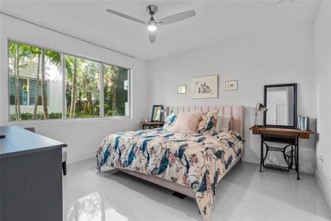 244 Garden Court Lauderdale By The Sea FL 33308
