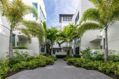 244 Garden Court Lauderdale By The Sea FL 33308