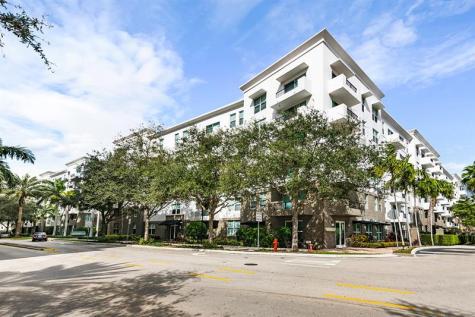 2421 NE 65th Street Fort Lauderdale FL 33308