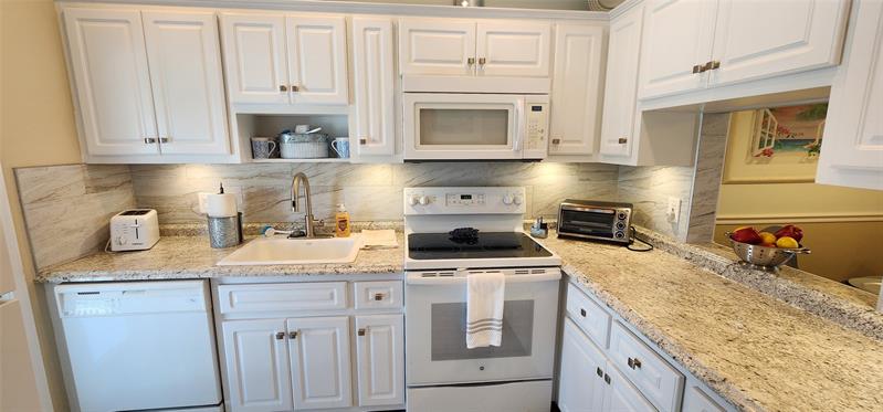 1951 NE 39th Street Lighthouse Point FL 33064