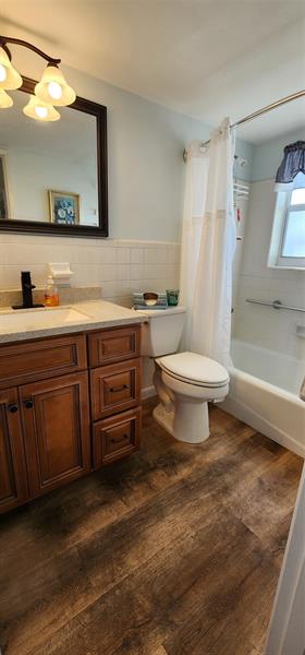 1951 NE 39th Street Lighthouse Point FL 33064