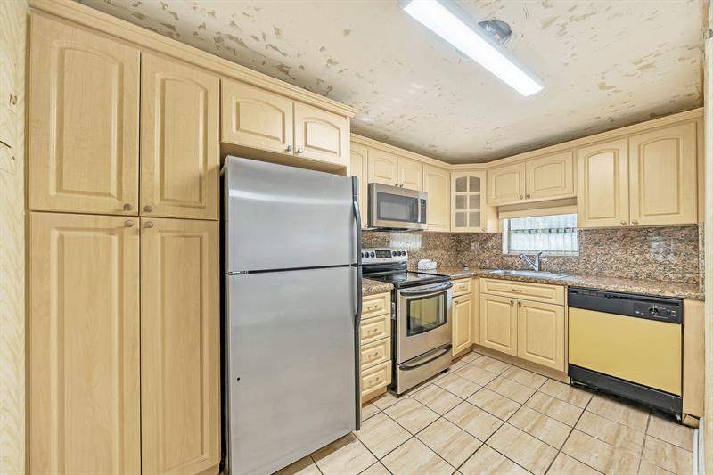 8980 S Hollybrook Boulevard Pembroke Pines FL 33025