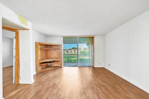 8980 S Hollybrook Boulevard Pembroke Pines FL 33025