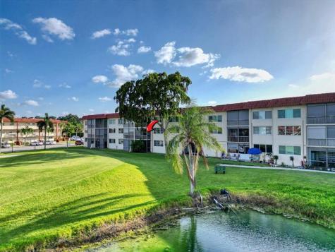 8980 S Hollybrook Boulevard Pembroke Pines FL 33025