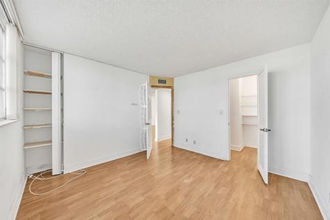 8980 S Hollybrook Boulevard Pembroke Pines FL 33025