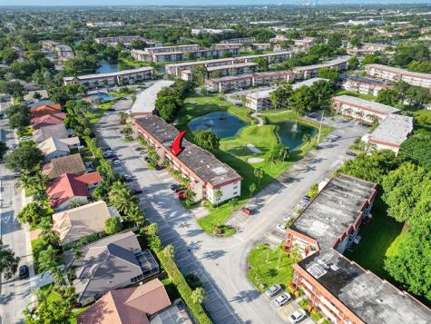 8980 S Hollybrook Boulevard Pembroke Pines FL 33025