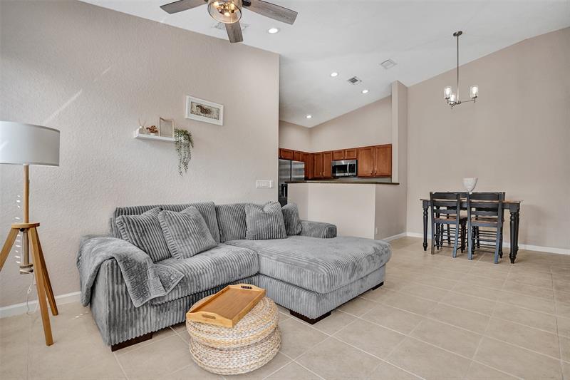 1825 Sonrisa Drive Riviera Beach FL 33404
