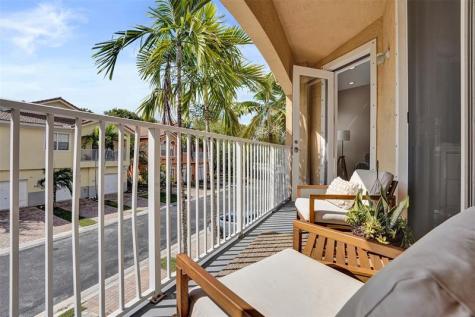 1825 Sonrisa Drive Riviera Beach FL 33404