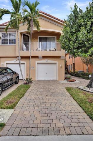 1825 Sonrisa Drive Riviera Beach FL 33404