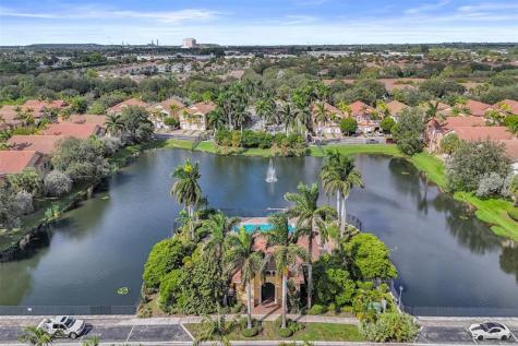 1825 Sonrisa Drive Riviera Beach FL 33404