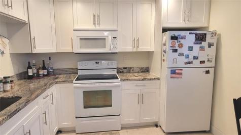 2800 Somerset Lauderdale Lakes FL 33311