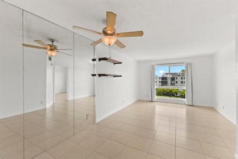 2106 S Cypress Bend Drive Pompano Beach FL 33069