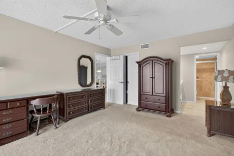 985 SE 19 Avenue Deerfield Beach FL 33441