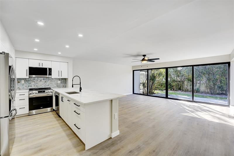 1100 SE 5th Court Pompano Beach FL 33060