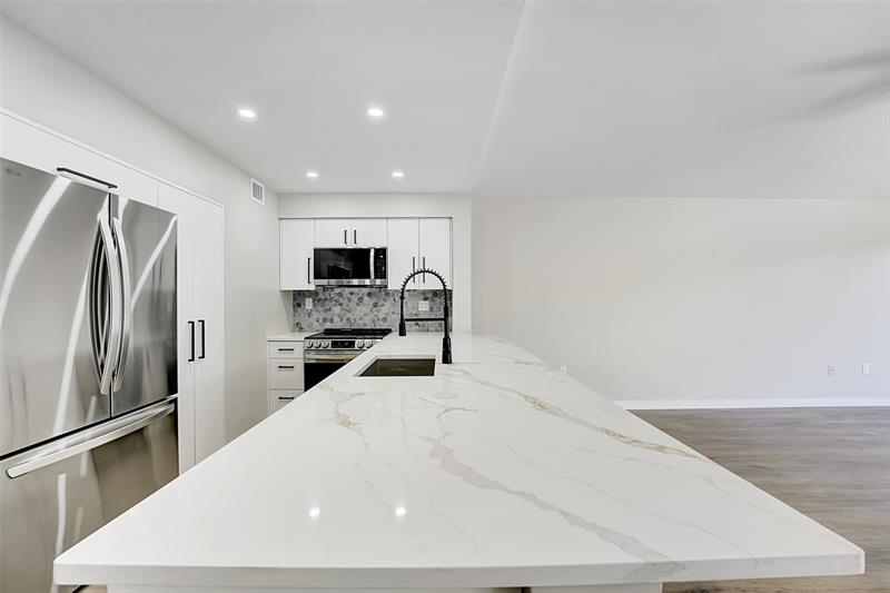 1100 SE 5th Court Pompano Beach FL 33060