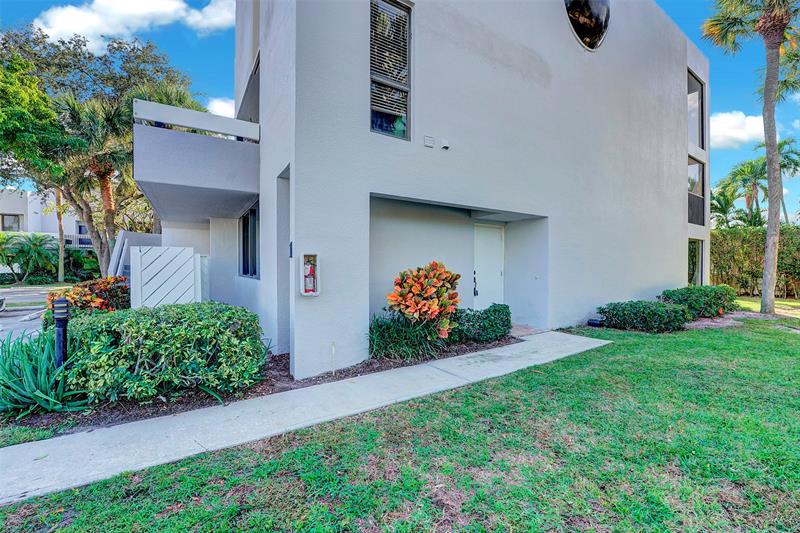 1100 SE 5th Court Pompano Beach FL 33060