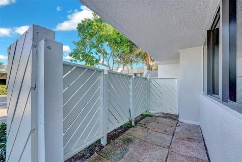 1100 SE 5th Court Pompano Beach FL 33060
