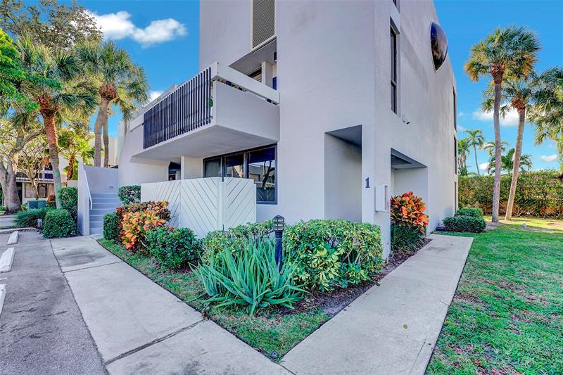 1100 SE 5th Court Pompano Beach FL 33060