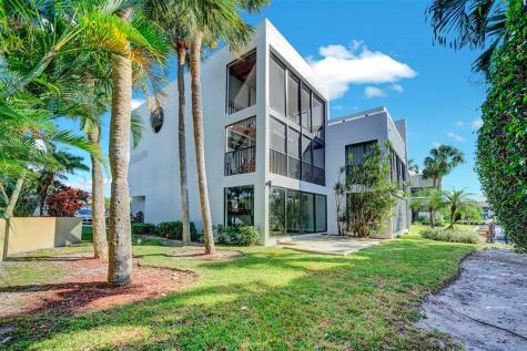 1100 SE 5th Court Pompano Beach FL 33060