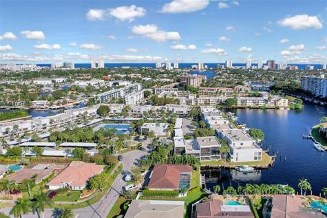 1100 SE 5th Court Pompano Beach FL 33060