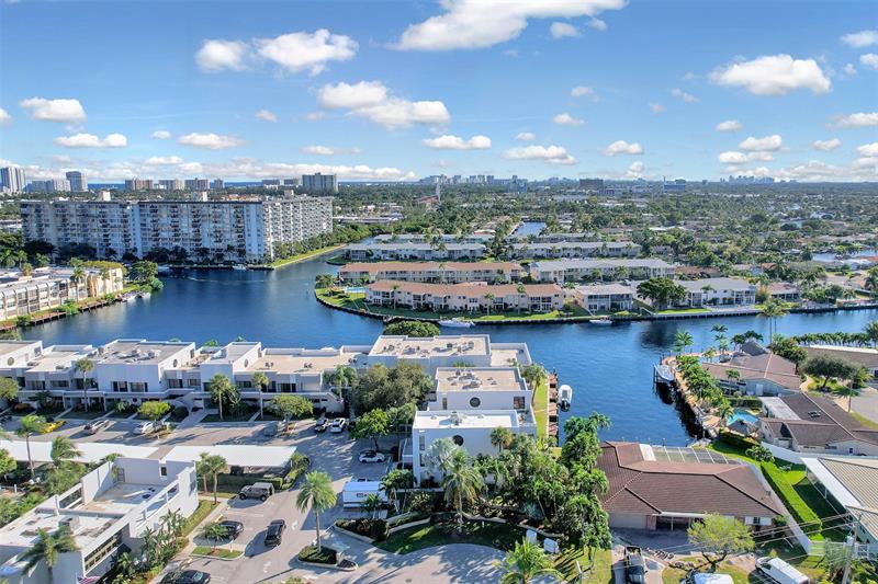 1100 SE 5th Court Pompano Beach FL 33060