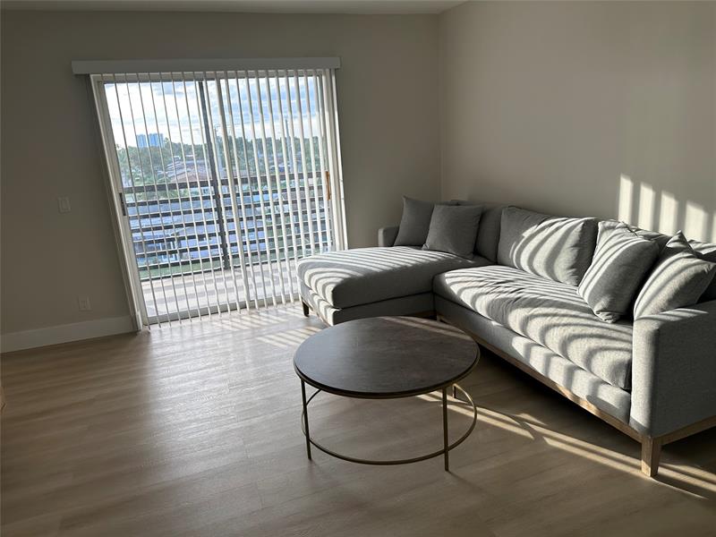 2635 NW 104th Avenue Sunrise FL 33322