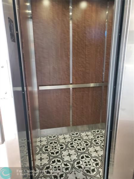 1021 NE 24th Avenue Pompano Beach FL 33062