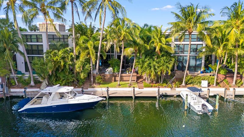 3016 NE 49th Street Fort Lauderdale FL 33308