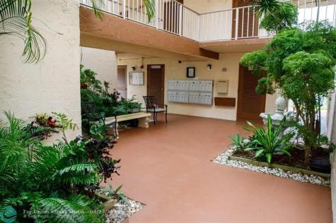 700 SE 6th Avenue Deerfield Beach FL 33441