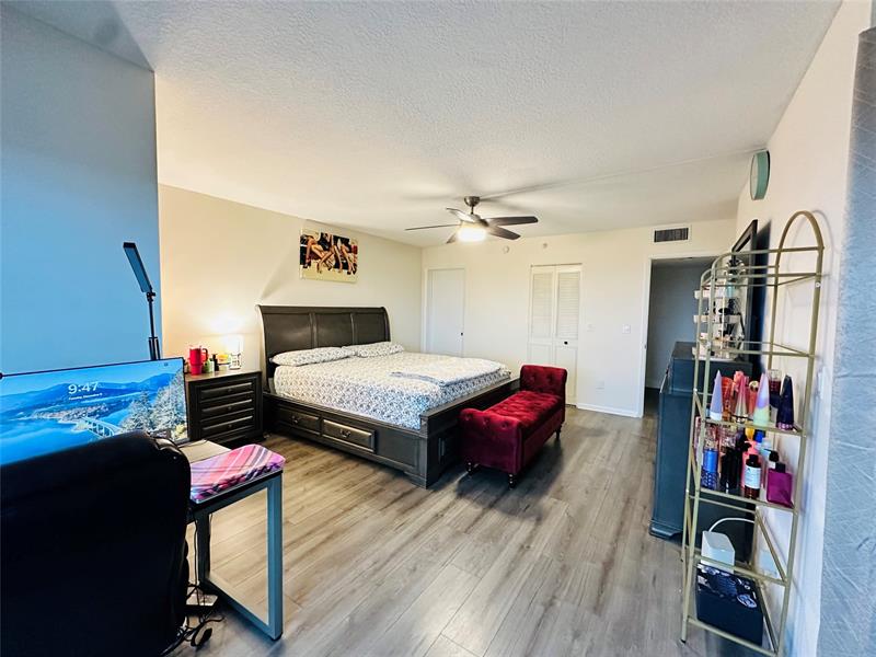 2200 S Cypress Bend Drive Pompano Beach FL 33069