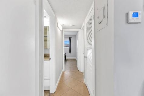 5300 Washington Street Hollywood FL 33021