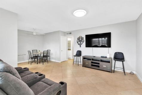 5300 Washington Street Hollywood FL 33021