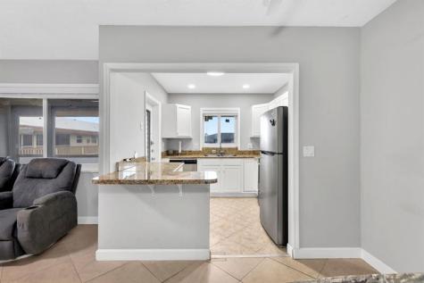 5300 Washington Street Hollywood FL 33021