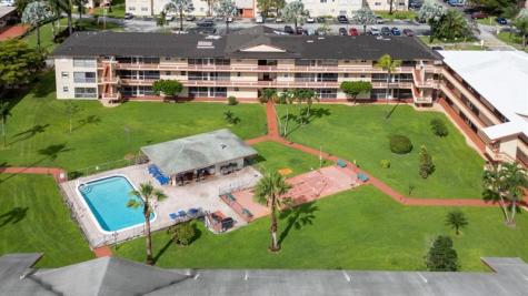 5300 Washington Street Hollywood FL 33021