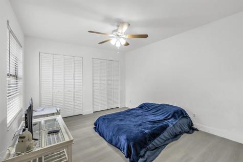 2540 NW 99 Avenue Coral Springs FL 33065
