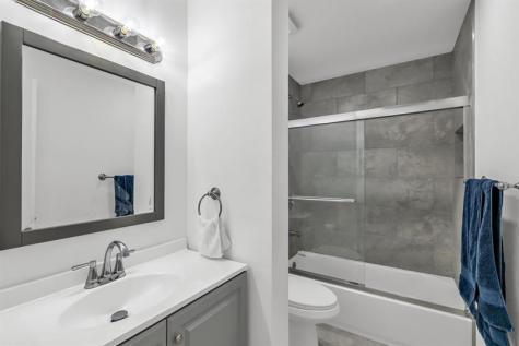 2540 NW 99 Avenue Coral Springs FL 33065