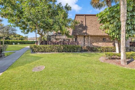 2540 NW 99 Avenue Coral Springs FL 33065